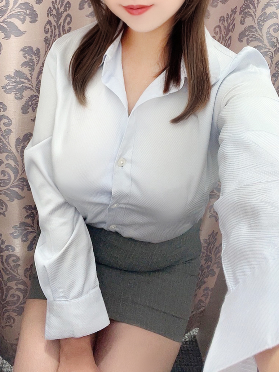 小鳥遊　優希