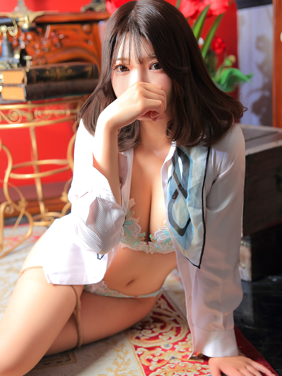 石川　みゆ